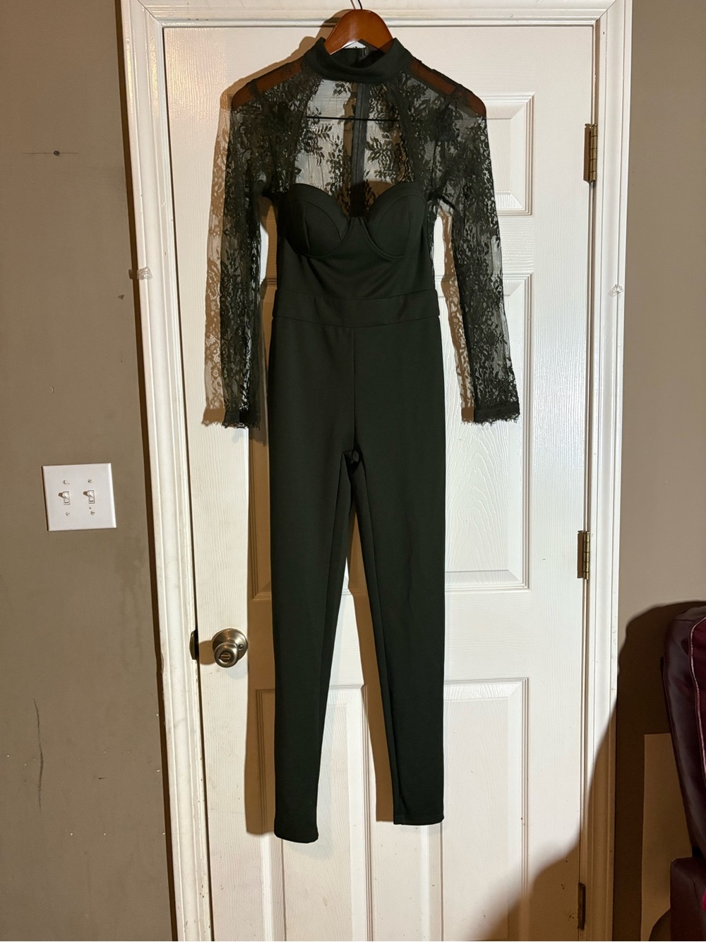 Main Strip Dark Green Lace High-Neck Jumpsuit